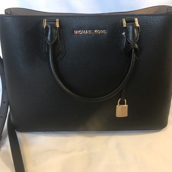 Michael Kors Purse - Picture 2 of 8